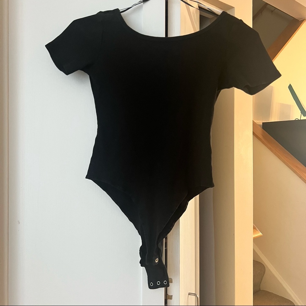 H&M Black Scoop Neck / Low Back Simple Ribbed Bodysuit
